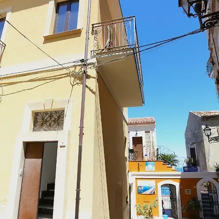 Ferienhaus Dimora Grazia Pizzo (Calabria)